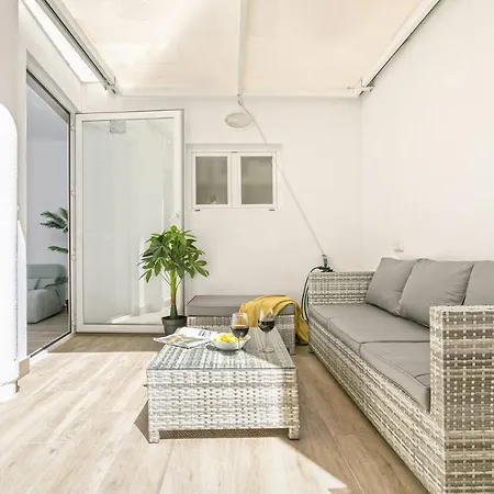 Apartamento Precioso Con Patio